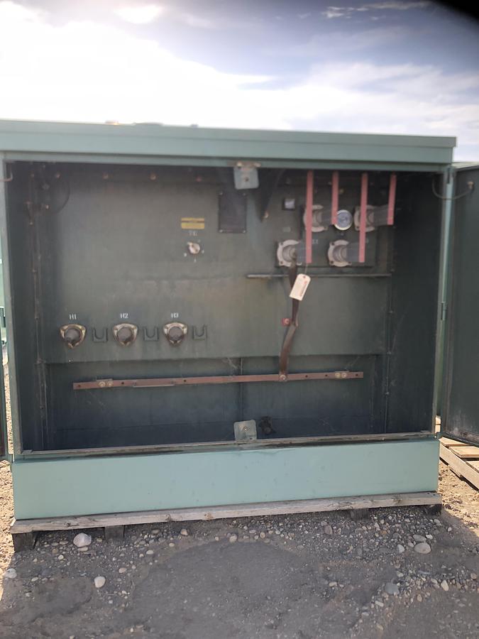 Used 2006 Pauwels 3PH pad-mount Transformer, 2500 KVA, HV: 24940 Delta, LV: 600Y/347 (x2)