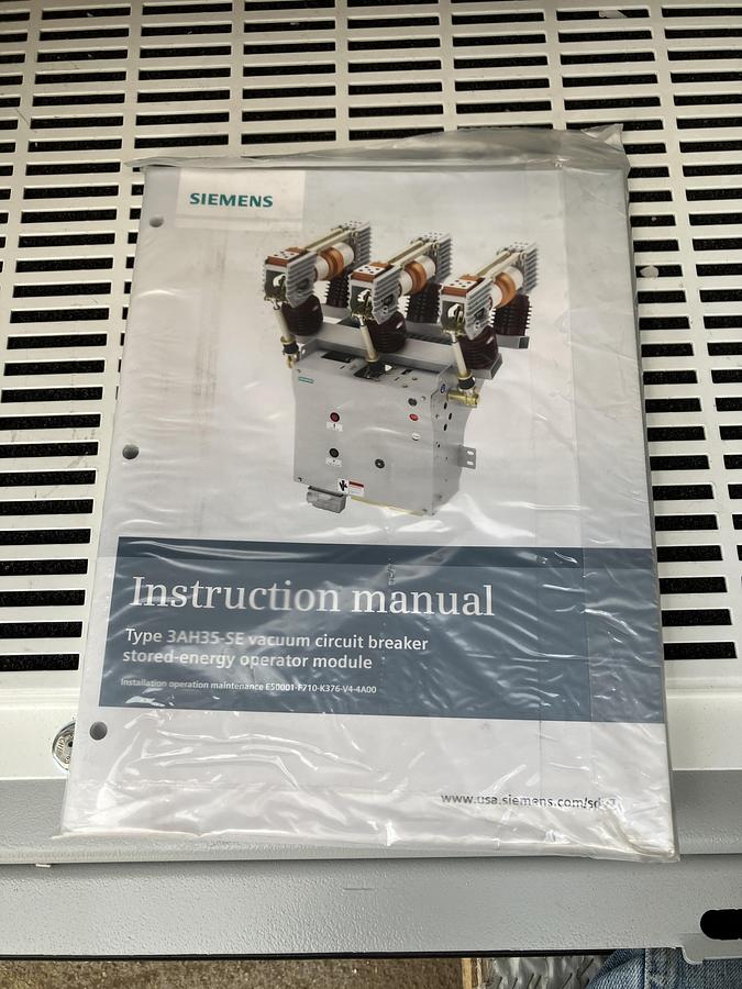 2025 Siemens SDV7-SE 38kV-2000A new unused Vacuum breaker