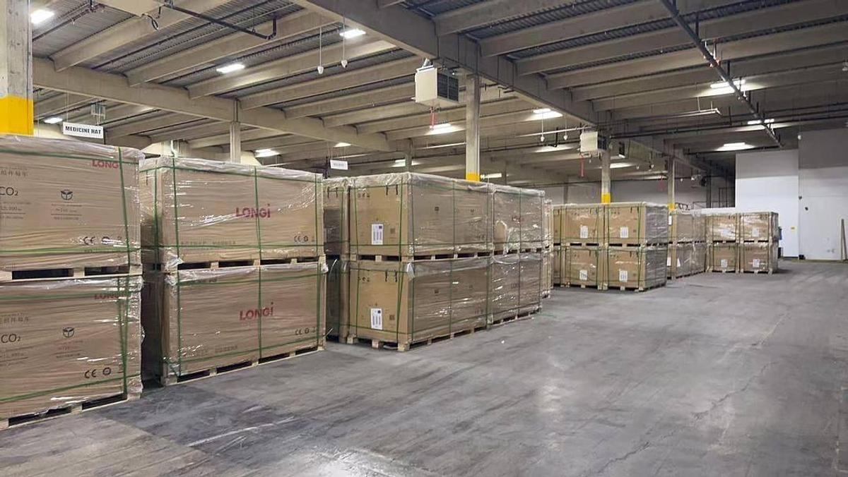 Surplus 2025 LONGi Hi-MO5 LR5-72HBD 530~550M Solar Panels