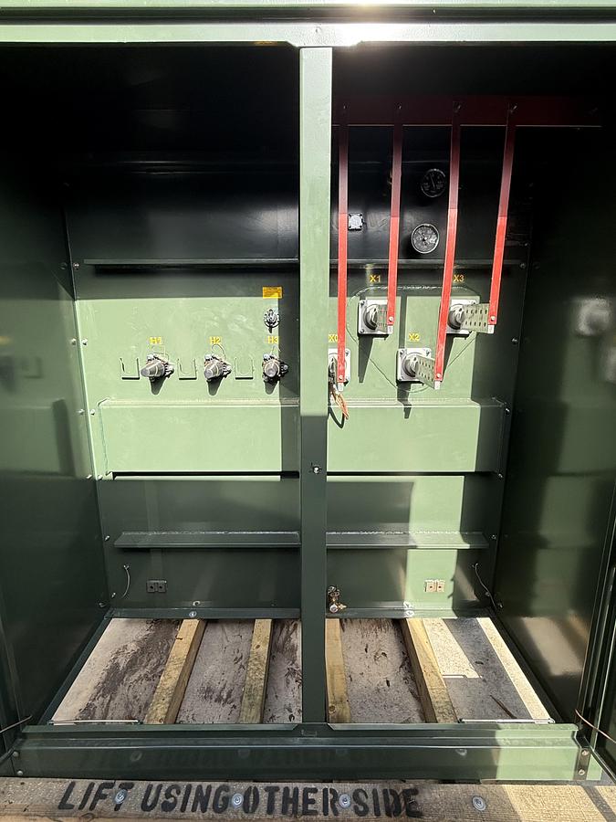 Surplus ***Coming Soon!***2.6 MVA Transformer HV: 13.8 kV  LV: 415V pad mounted (x16)