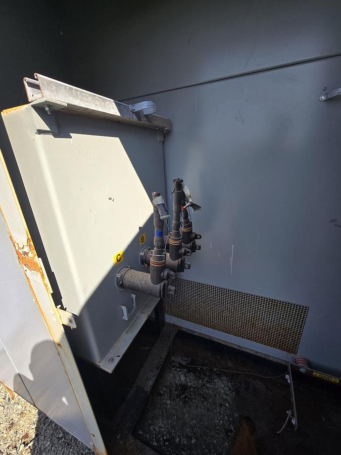 Used Power Systems enclosed mini substations (x2) cw/ 750kVA Transformers, 12.47kV SF6 Breakers, & ATS's