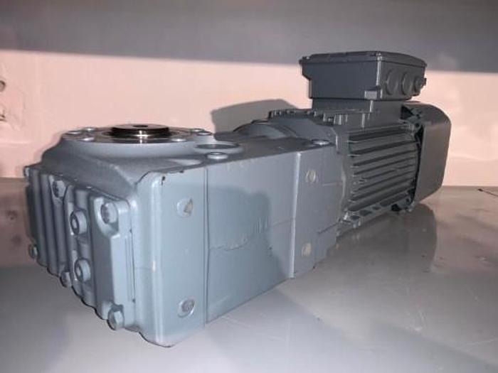 GEARMOTOR SEW EURODRIVE SEW KA37 DRN80M4/BE1
