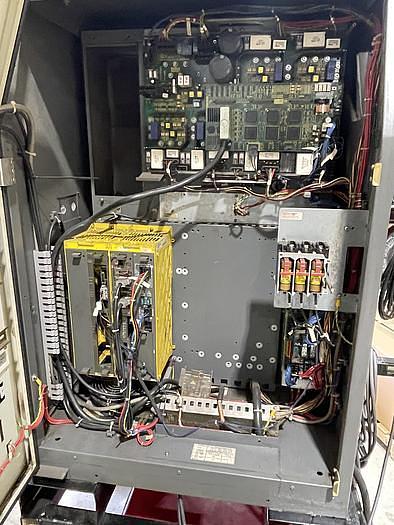Used FANUC FANUC ARC MATE 120iB MIG WELDING CELL WITH LINCOLN 455M AND INDEX TABLE 5' X 8' RJ3iB CONTROL