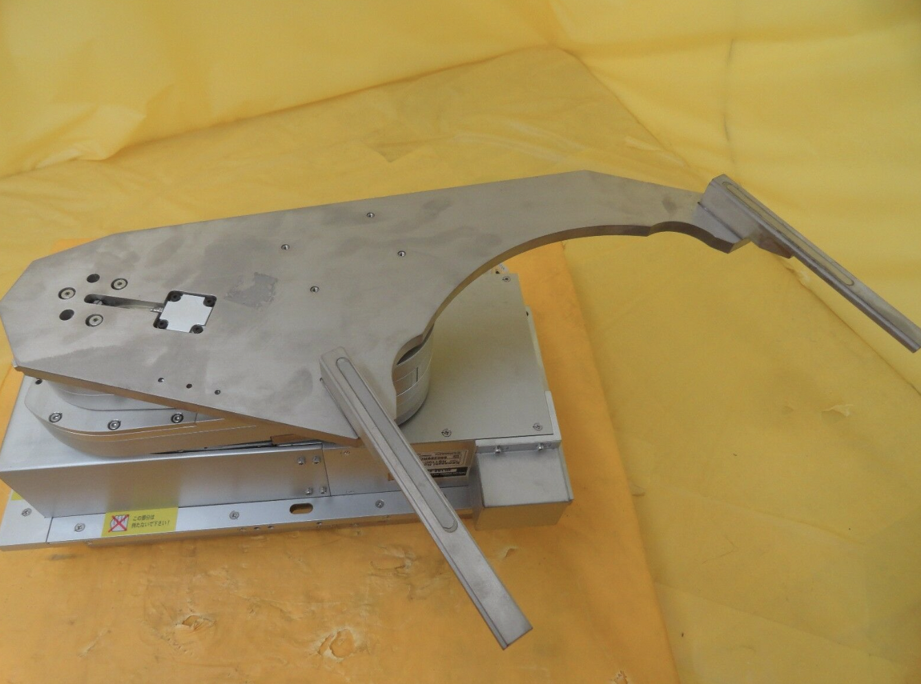 Used Kawasaki NS110C-B001 Chuckbot Robot 4K192-238-4 NSR-S307E 300mm DUV As-Is