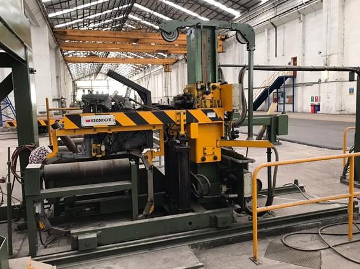 Used SIGNODE Strapping machine