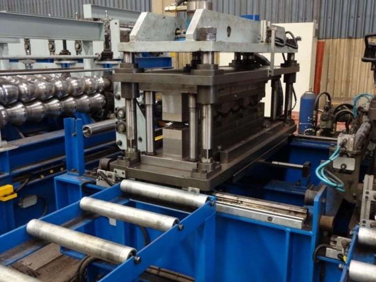 Used ILKWANG METAL SHEET PROFILING LINE FOR TILE ROOF PANELS