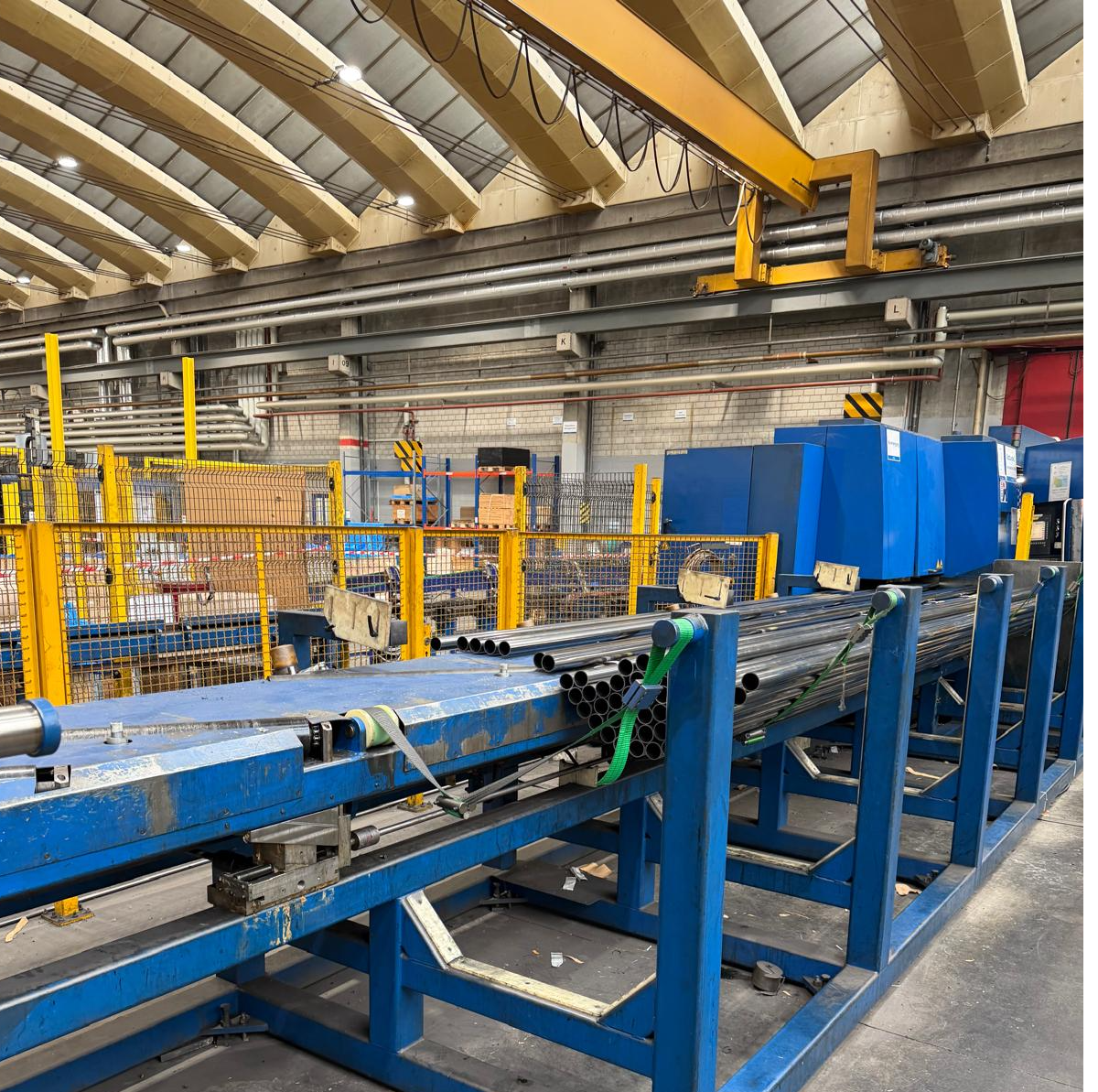 Used RATTUNDE Automatic cutting, lenght-control, deburring, bevelling, and automatic robot packing