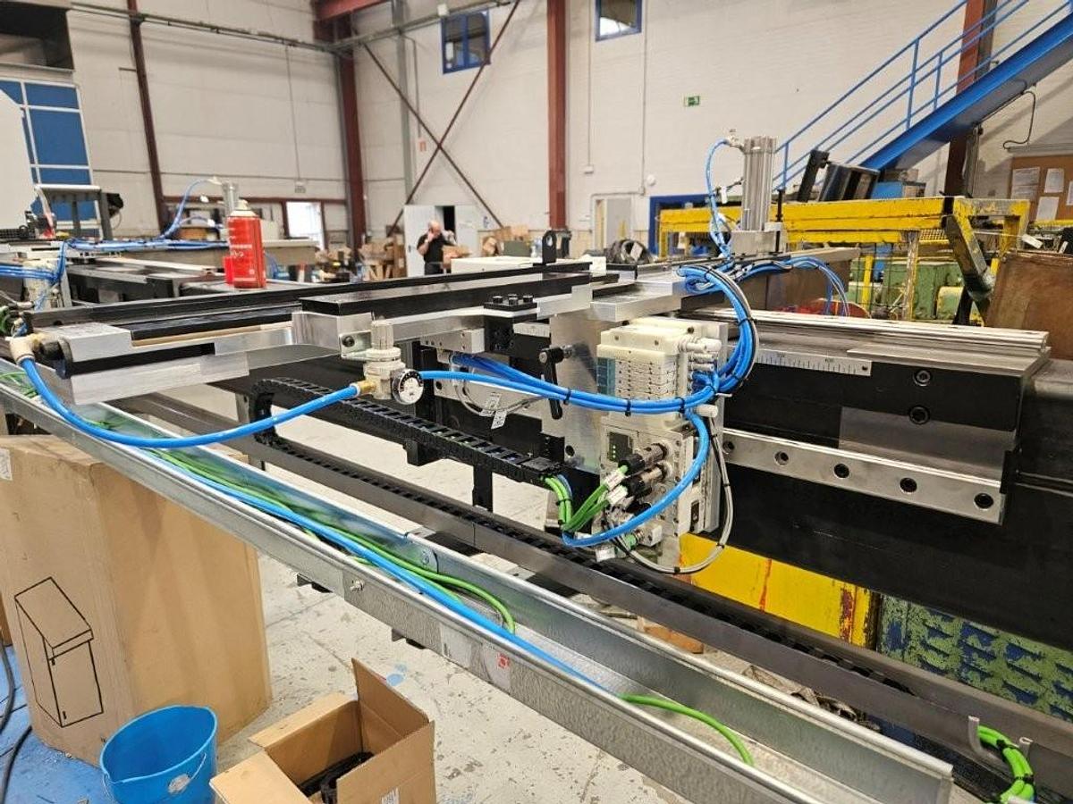 EUROMAQUINA DISPENSA Automatic strip dispenser for packaging machines