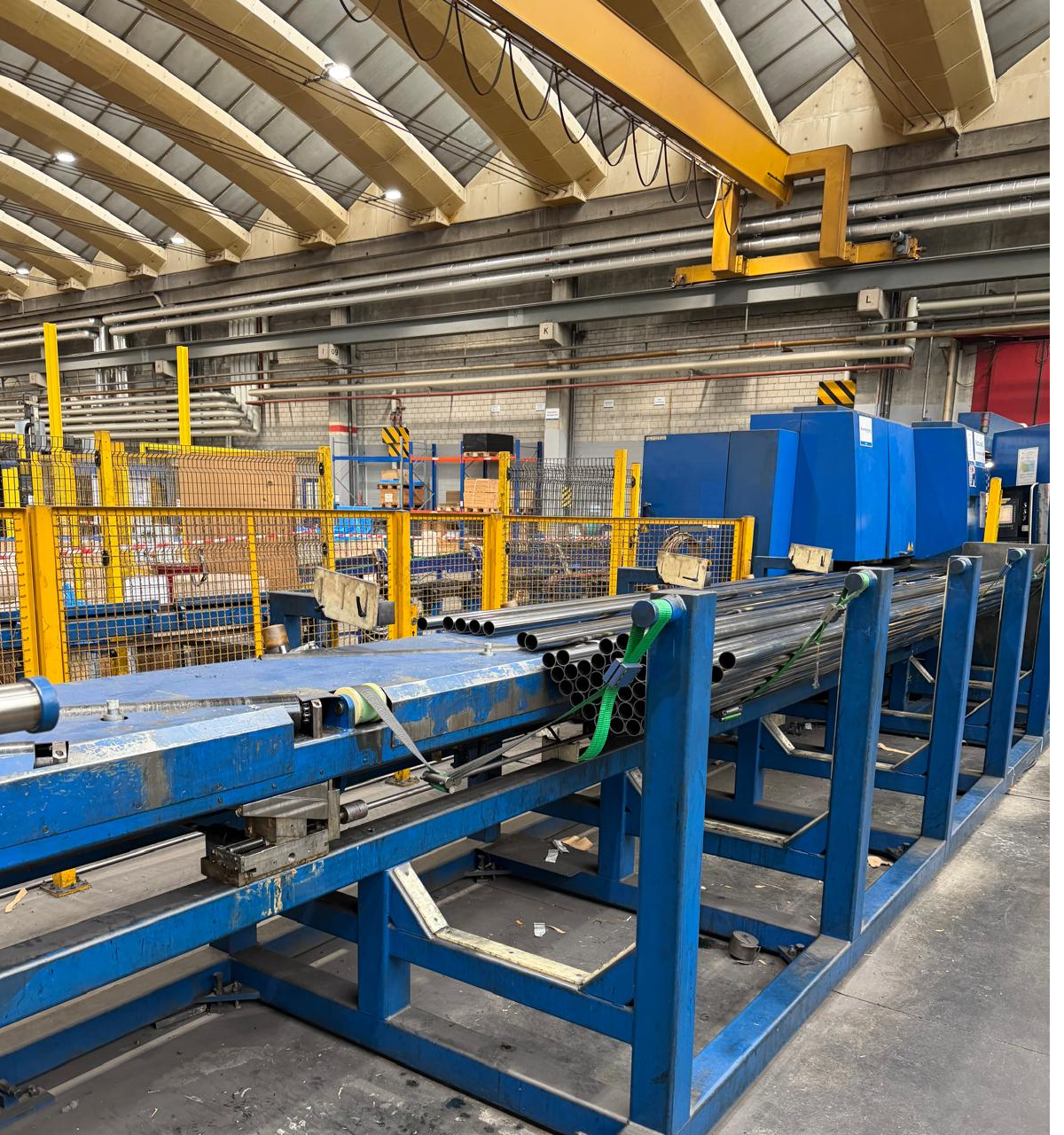 Used RATTUNDE Automatic cutting, lenght-control, deburring, bevelling, and automatic robot packing