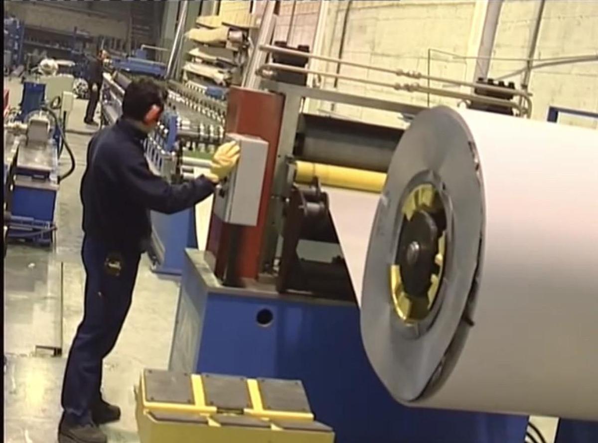 Used Roller Shutter Door Roll Forming Machine