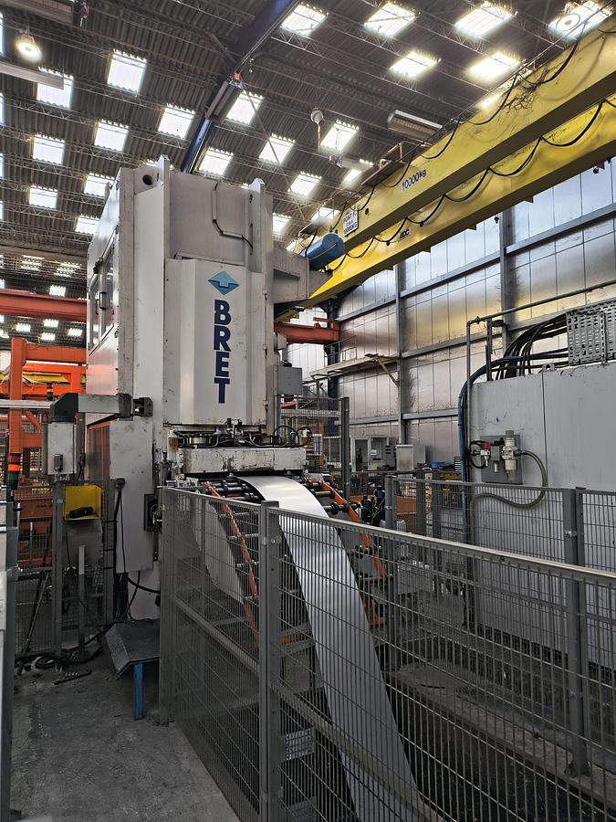 Used BRET PRESS BLANKING LINE 830x4