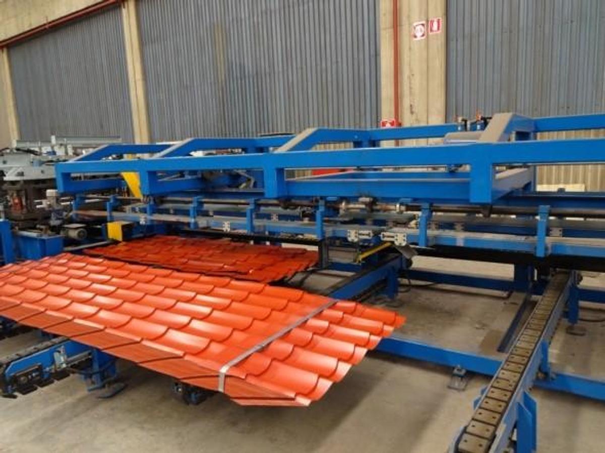 Used ILKWANG METAL SHEET PROFILING LINE FOR TILE ROOF PANELS
