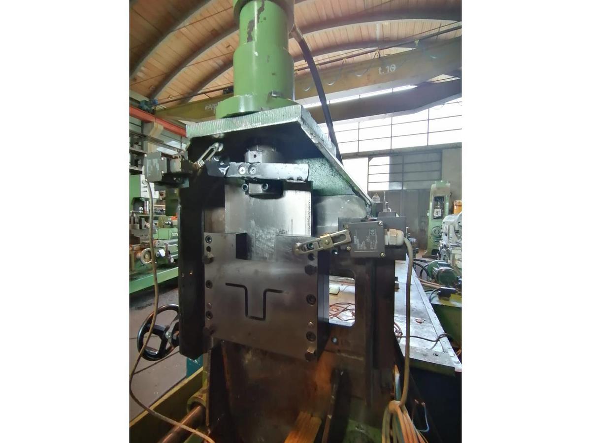 Used DALLAN ROLLFORMING MACHINE FOR OMEGA PROFILES