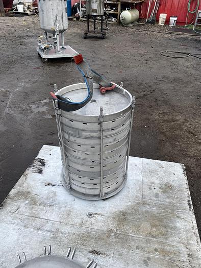 Used Used 304 stainless steel horizontal plate filter.