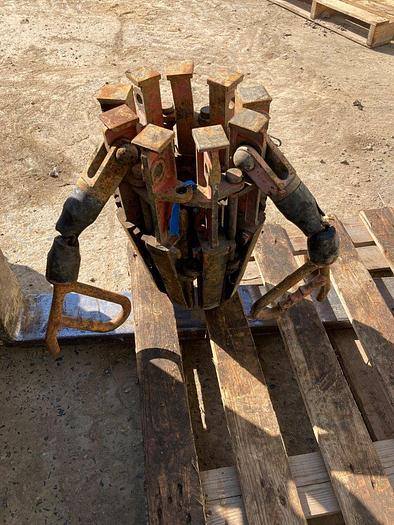 Used 9 Segment Slips