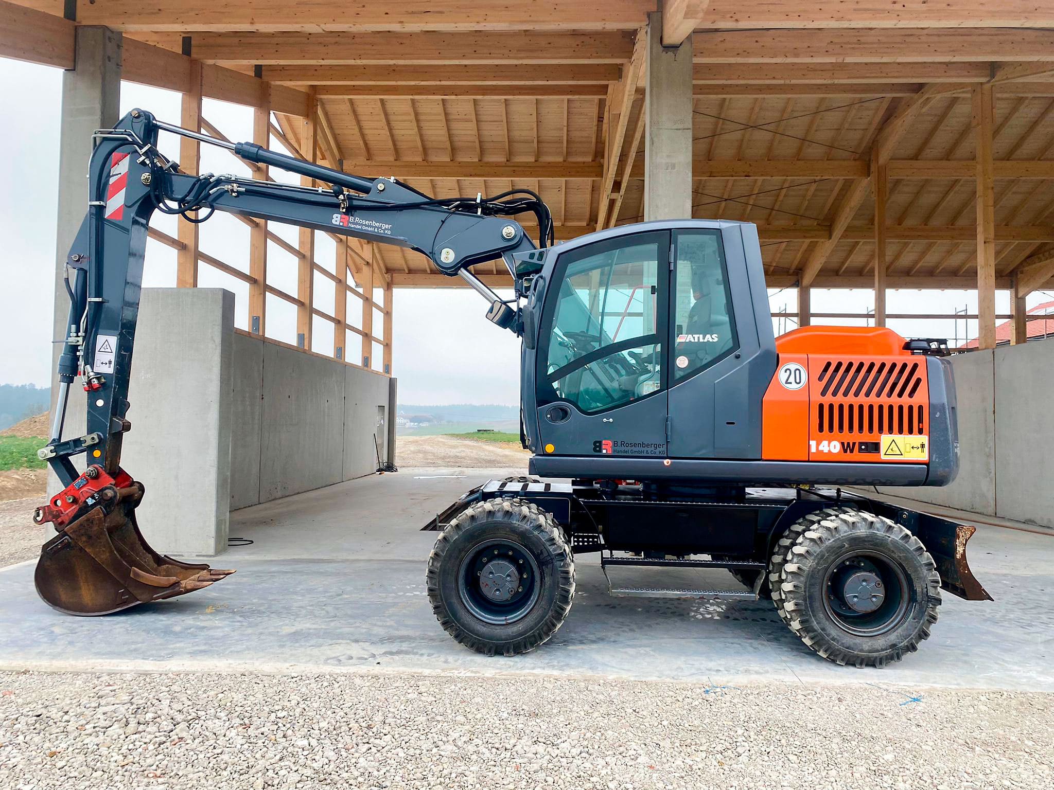 Used Atlas 140 W - Excavator - 2014