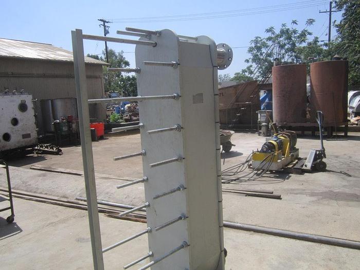 Used Heat Exchanger, Plate, 500 SF, S/st, Polaris, 150 PSI #S740012