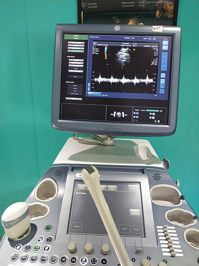 Gebraucht GE Voluson E8 Flachbildschirm Ultraschallgerät inkl. IC5-9-D Sonde und Sony UP-D897 Drucker Ultrasound