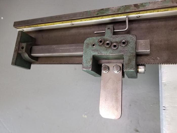 Pistorius Heavy Manual Quick Adjusting Stop and Rack Metal Ledge, L to R Orientation