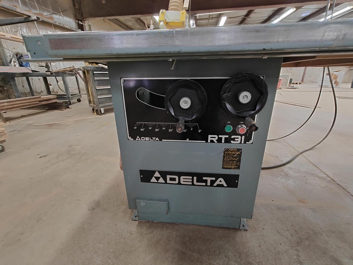 Used Delta RT-31 Table Saw, 10" Blade, 12" without scoring, 5HP, 3PH, 52" Fence