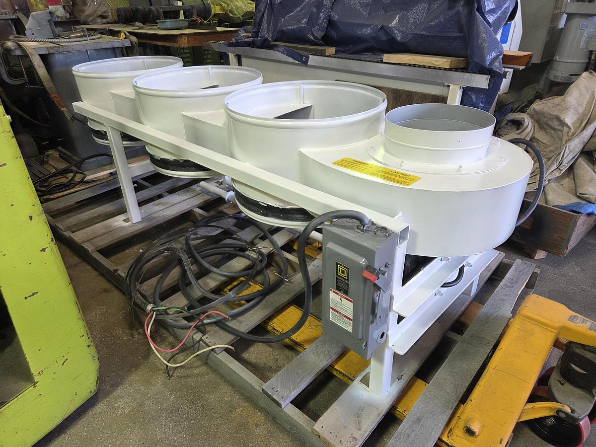 Used Dustek 10 HP Dust Collector, Reconditioned, 3PH, New Filter Bags, New rods, New Bag Holders, Repainted