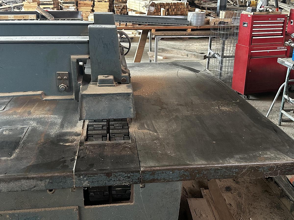 Used Diehl 18" Straight Line Rip Saw, SL-52, 15HP, 480V, 3PH, 4 1/4" Thickness Capacity