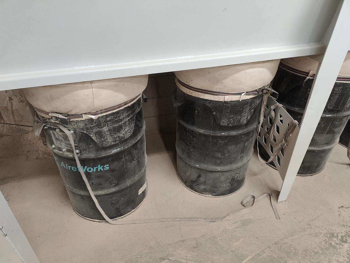 Used Aireworks FX-25-8000 Dust Collector, 2002, 25HP, 8,000 CFM, 20 Upper Filter Bags, 5 Lower Collection Bags, Low Ceiling Model, Cleaned, Checked