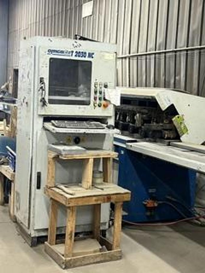 Used Omga Optimizing / Defecting Crosscut Saw, T 2030 NC, 2006, 480V, 3PH