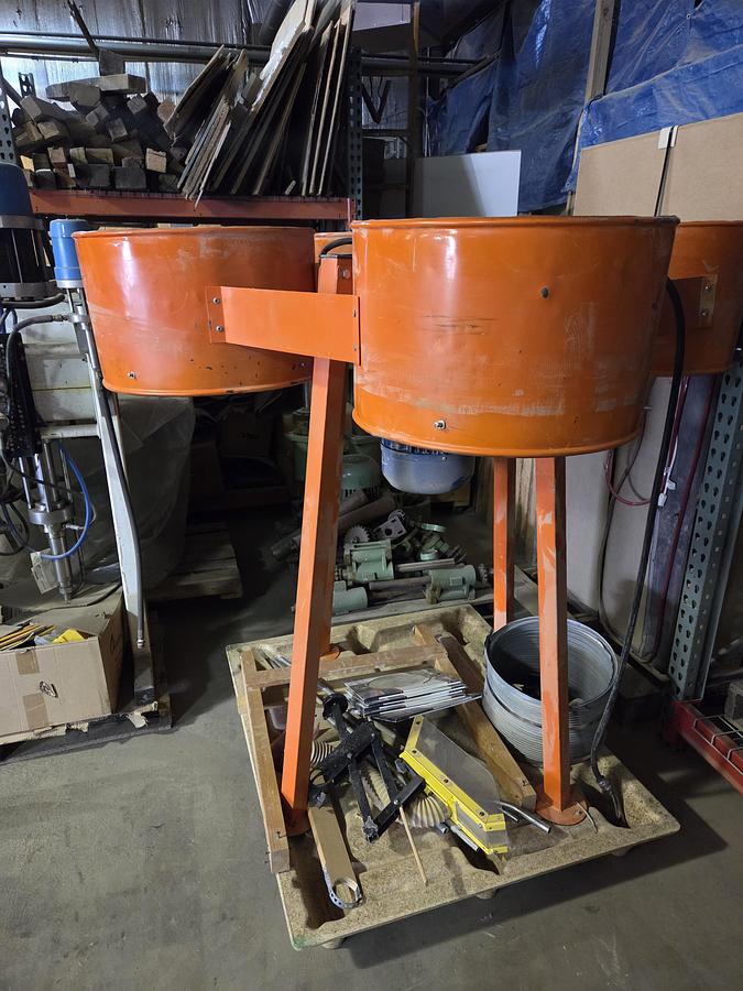 Used Coral AF4C 4 Stack, Filter Bag / Bottom Collection Dust Cullector, 2000, 7.5HP, to be Cleaned, Checked.