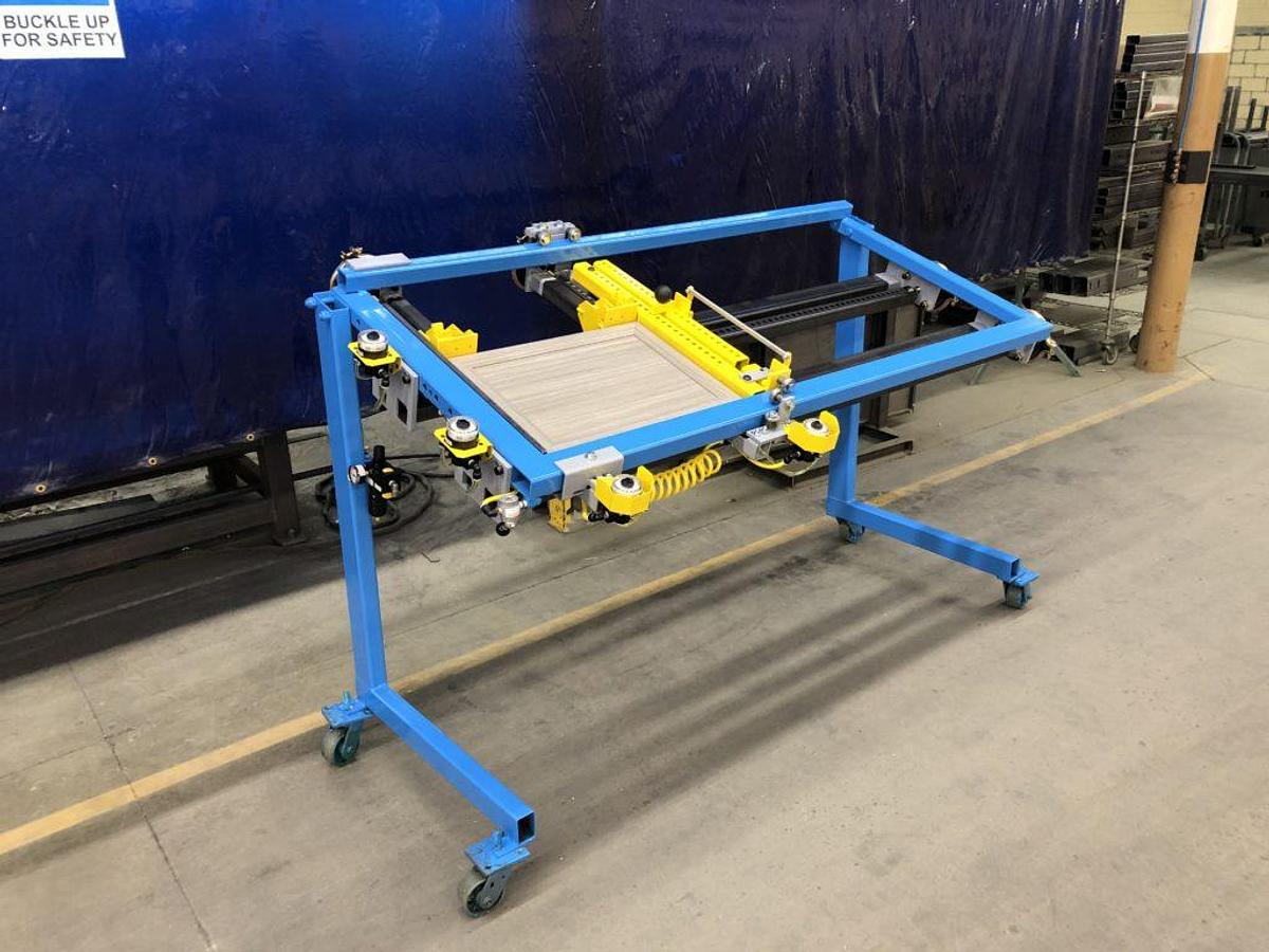 JLT 717C-M Single Miter Door Clamp