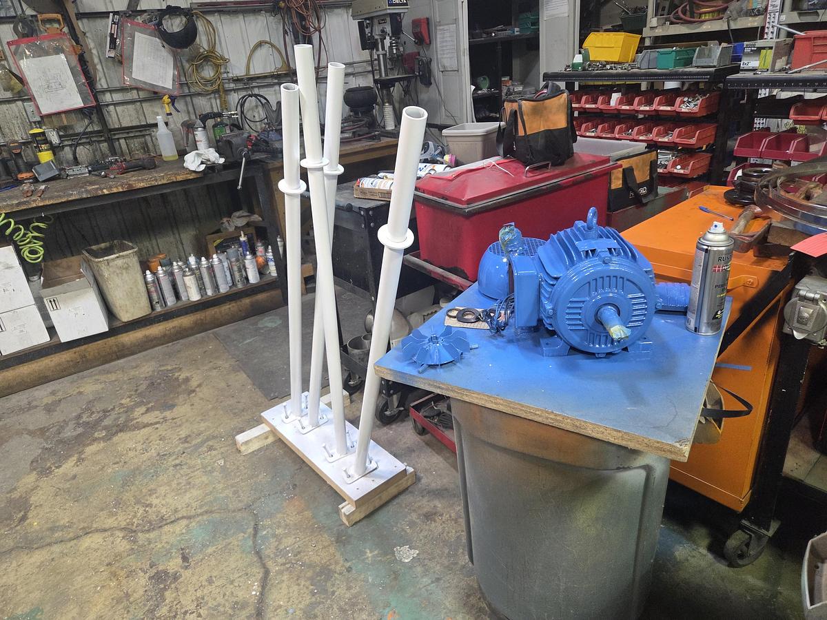 Used Dustek C500, Reconditioned 2026, 5HP, 3PH, 230V, Starter, Disconnect, New Bags, Motor rebuilt, Other new parts, Repainted