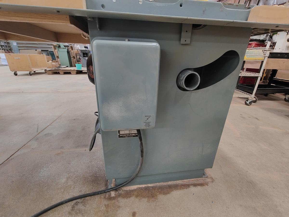 Used Delta RT-31 Table Saw, 10" Blade, 12" without scoring, 5HP, 3PH, 52" Fence
