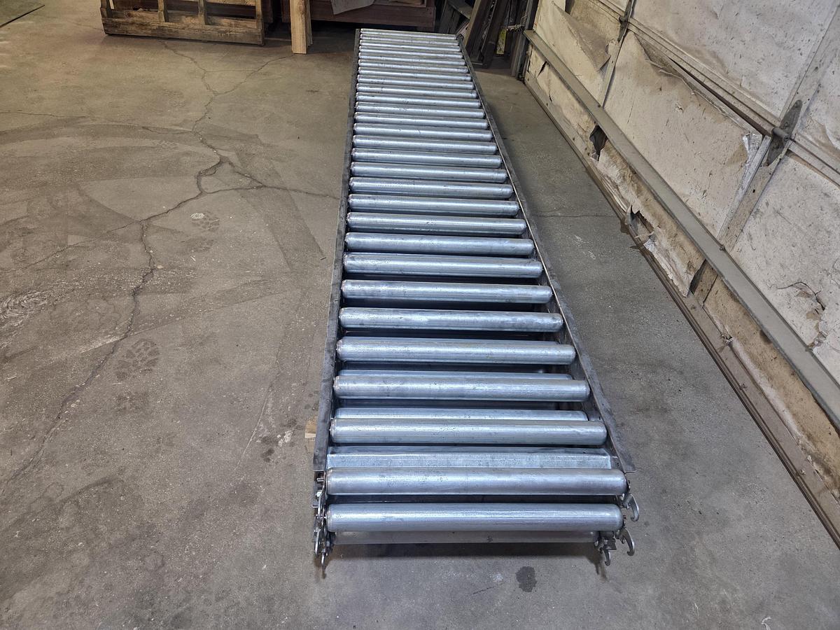 Used 10ft Light to Medium Duty Conveyor, 21.5" Wide Rolls / 22" Between Frame, 4.5" Roller Centers