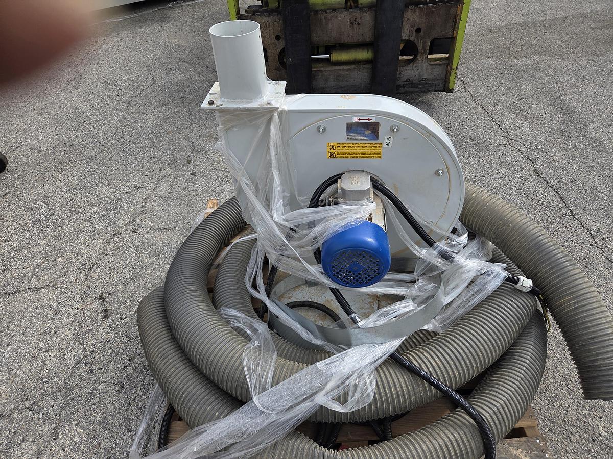 Used Viet S2 333 2620 Widebelt Sander, 2013, 3 Heads, 51" Capacity, Steel Drum, Coated Drum, Combo Head, Vacuum 