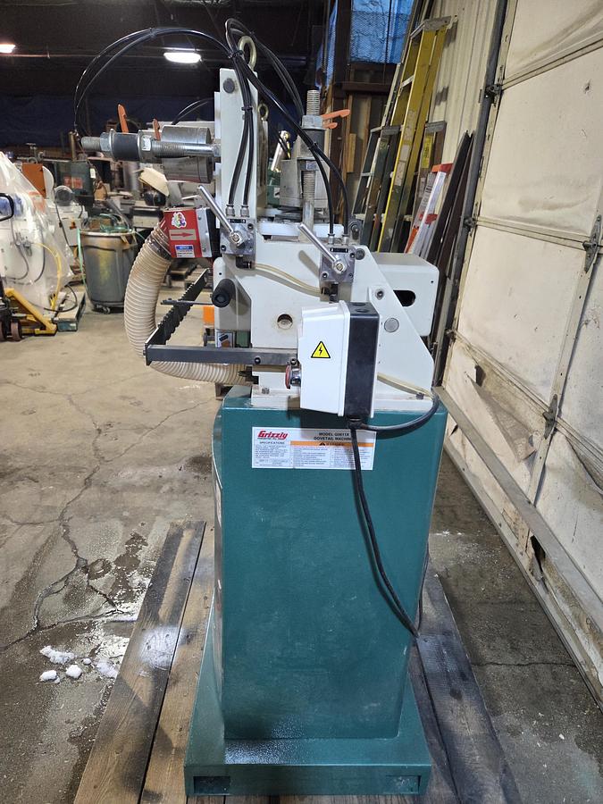 Used Grizzly GO611X 16.5" Cap. Manual Dovetailing Machine, 220V, 1PH, 2007 Lower Use