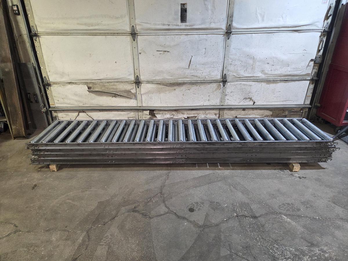 Used 10ft Light to Medium Duty Conveyor, 21.5" Wide Rolls / 22" Between Frame, 4.5" Roller Centers