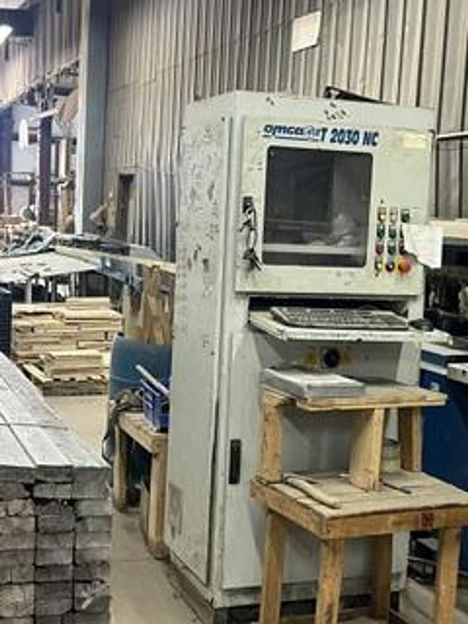 Used Omga Optimizing / Defecting Crosscut Saw, T 2030 NC, 2006, 480V, 3PH