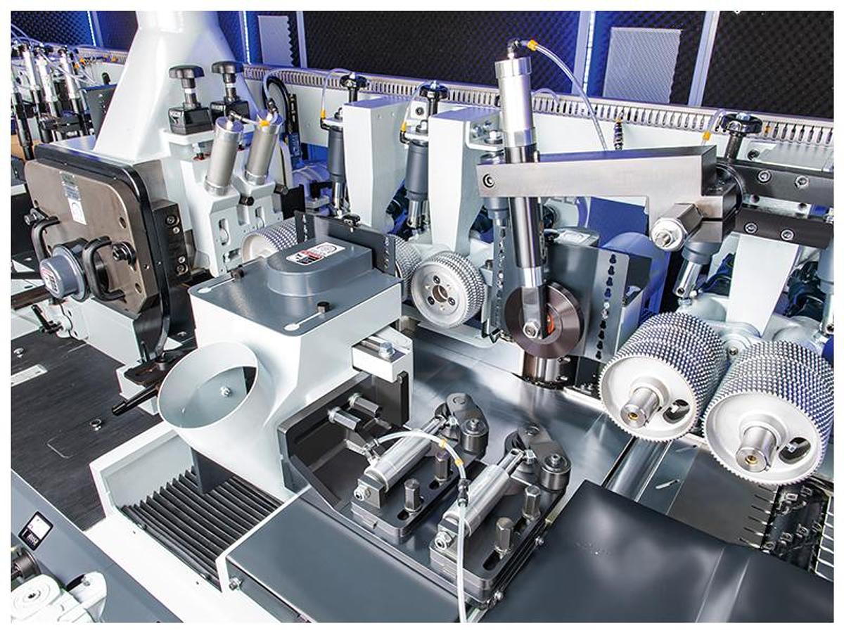 Leadermac LMC623 9", 6-Head Heavy-Duty Jointed Moulder, 33 to 300FPM Feed Rate, 25HP Heads