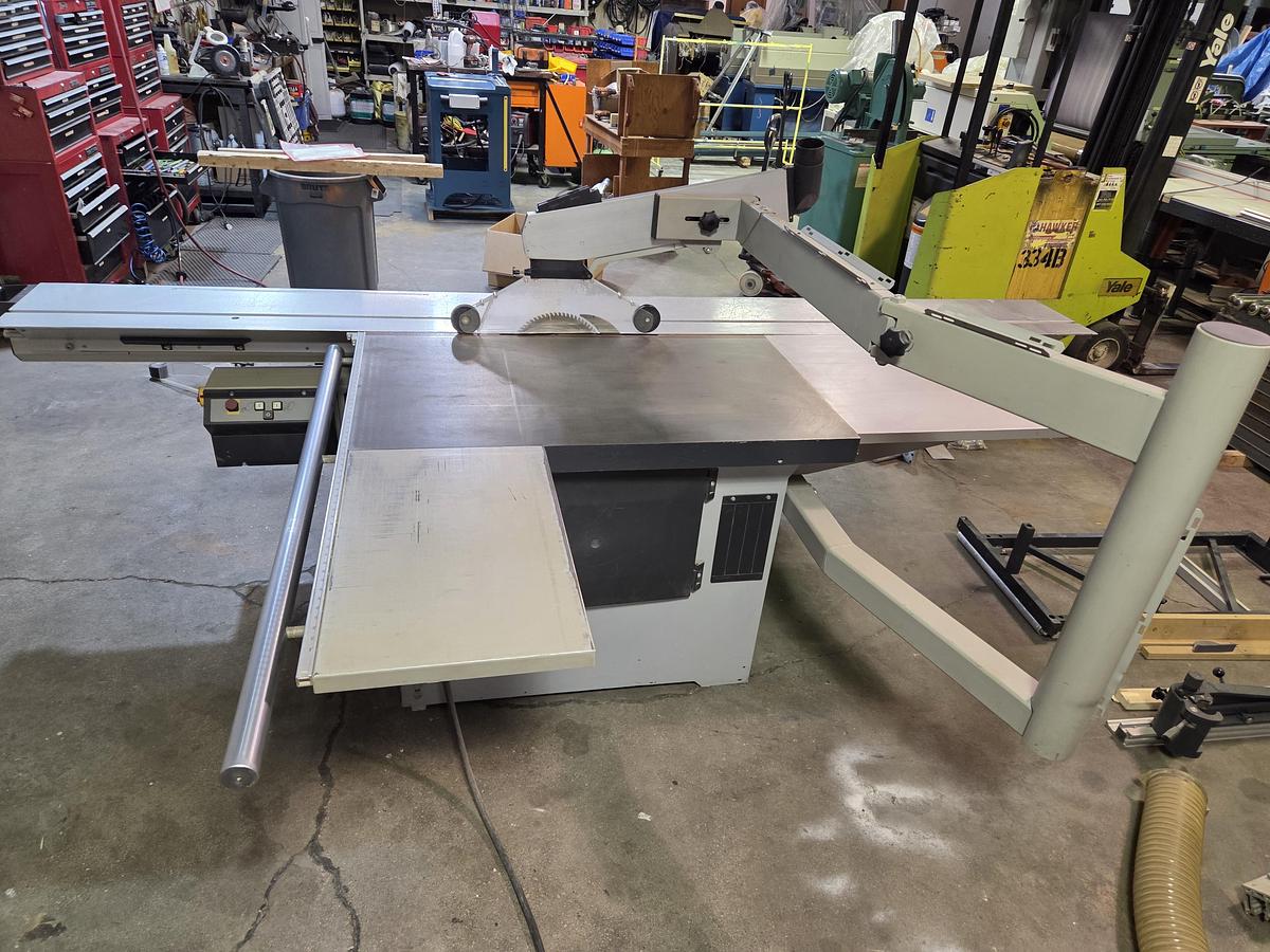 Used Altendorf F45 Sliding Table, 2000, Tilting Arbor Panel Saw, 10Ft Cap., 3PH PARTS MACHINE ONLY