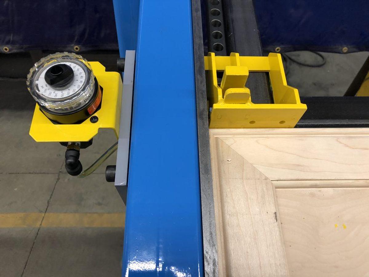 JLT 717C-M Single Miter Door Clamp