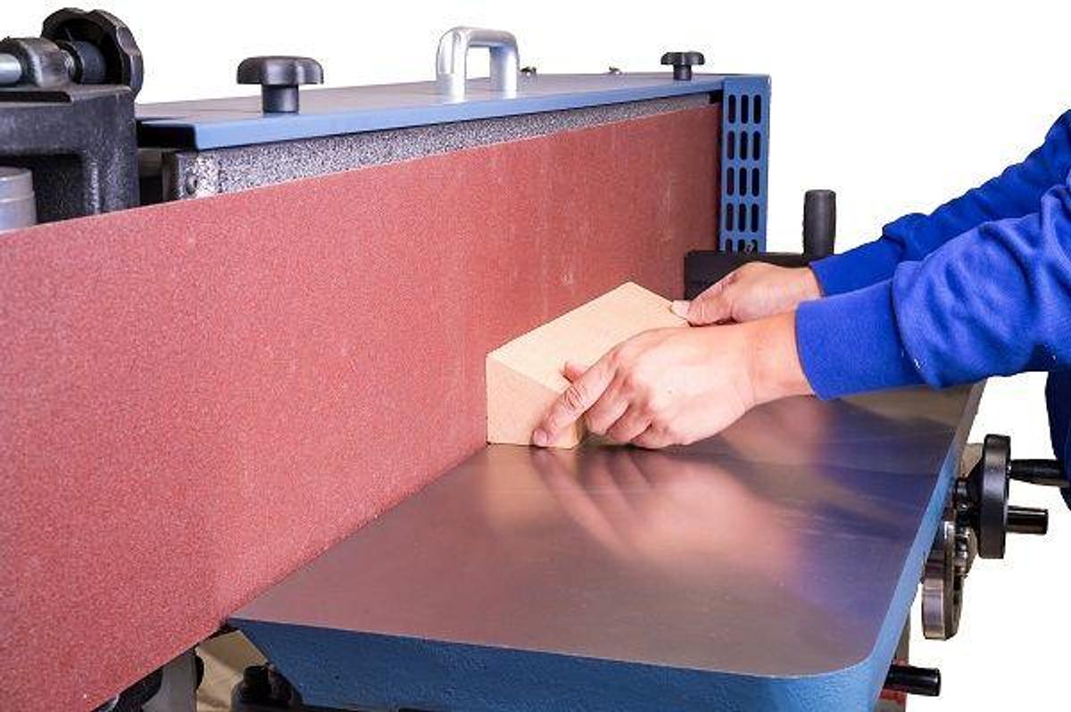 Oliver 9" x 138" Oscillating Edge Sander - 3HP, 1Ph or 3PH, M-6320