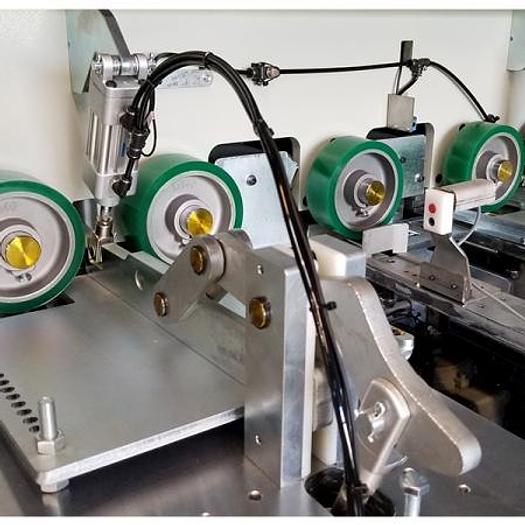 Cantek EM12 Continuous Throughfeed End Matcher, 10HP Motors, 3PH, 12" width Capacity, 1.38" Height Capacity