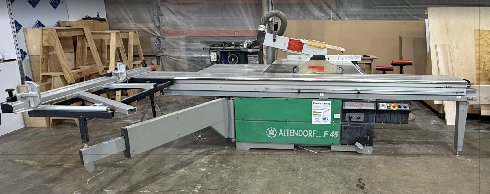 Used Altendorf F45 Sliding Table Saw – 12.5’ Slider