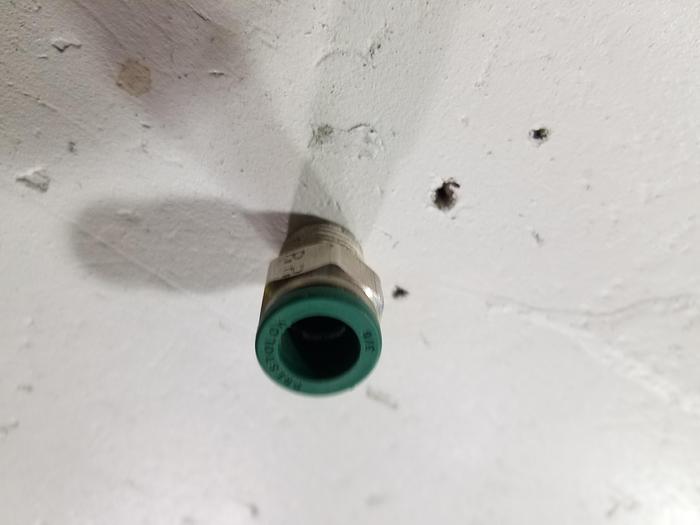 Used Pistorius Cylinder Straight Push to Connect Fitting
