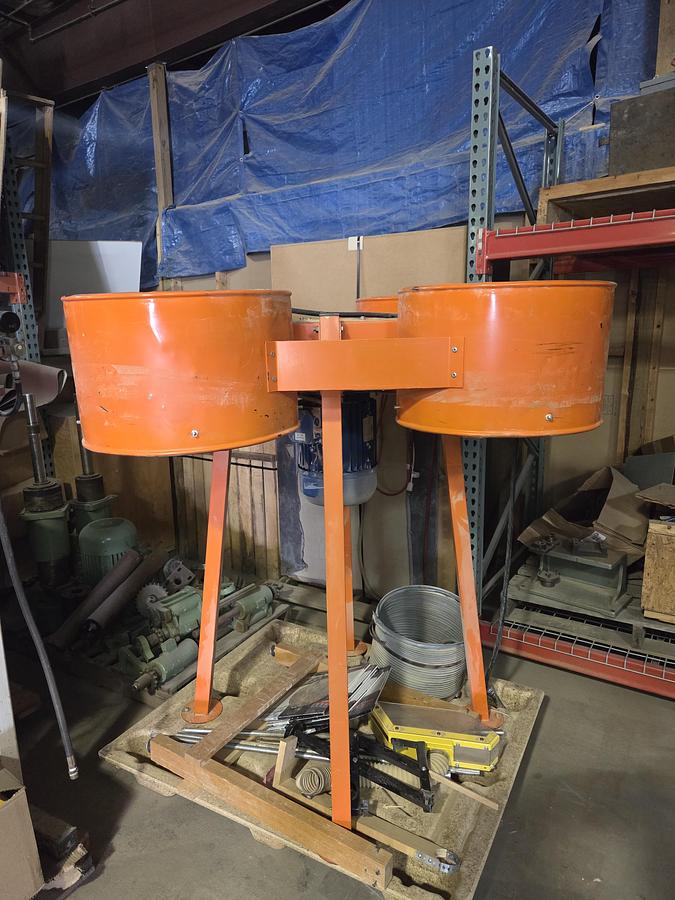 Used Coral AF4C 4 Stack, Filter Bag / Bottom Collection Dust Cullector, 2000, 7.5HP, to be Cleaned, Checked.