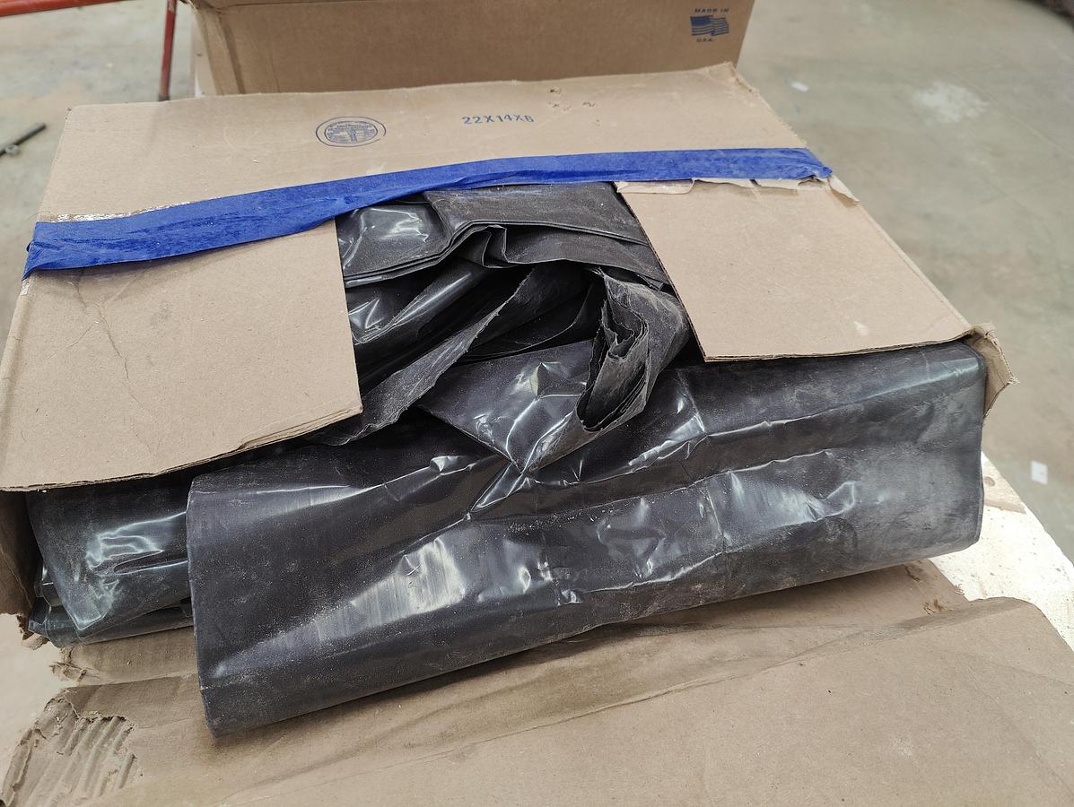 Used Coral AF4C 4 Stack, Filter Bag / Bottom Collection Dust Cullector, 2000, 7.5HP, to be Cleaned, Checked.