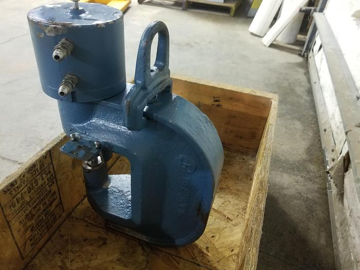 Used Whitney 731 Portable Punch Press Hydraulic Ram, no pump, cleaned, checked