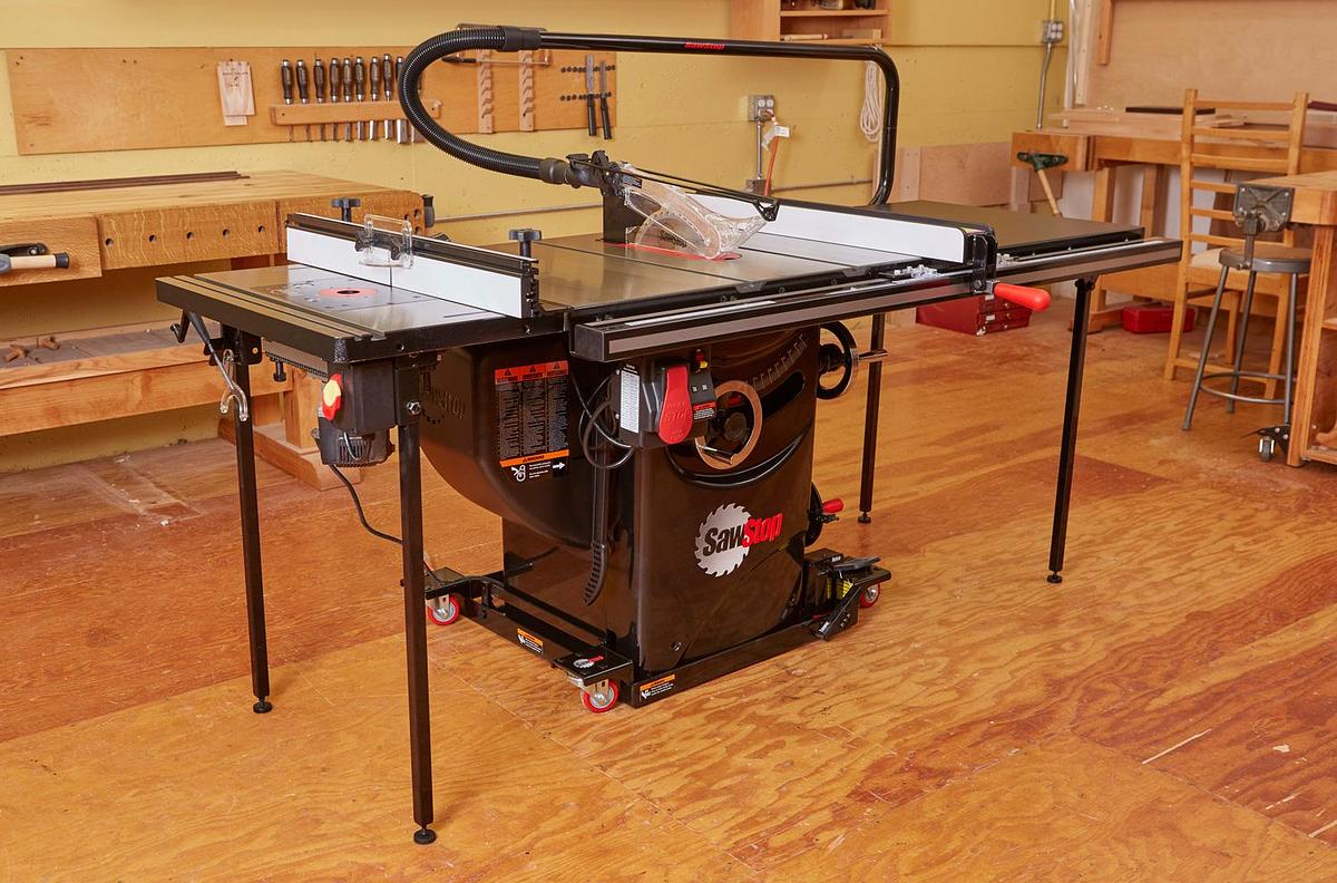 SawStop Professional Cabinet Saw 3HP 1PH 230 Volt Cabinet Saw with 52" extension table T-Glide Advance Rip Fence and Rails