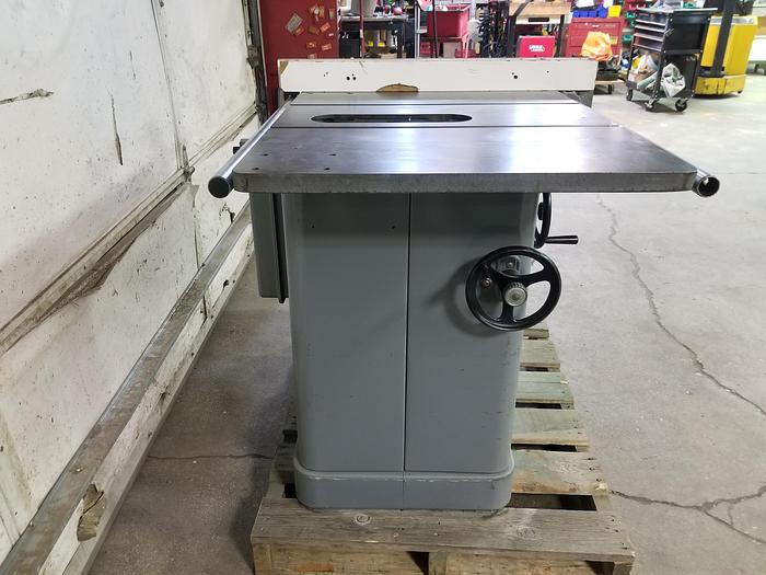Used Delta 10" Blade Cap Unisaw, Round Tube Rails and Fence, 5HP, 230/460V, 3 Phase
