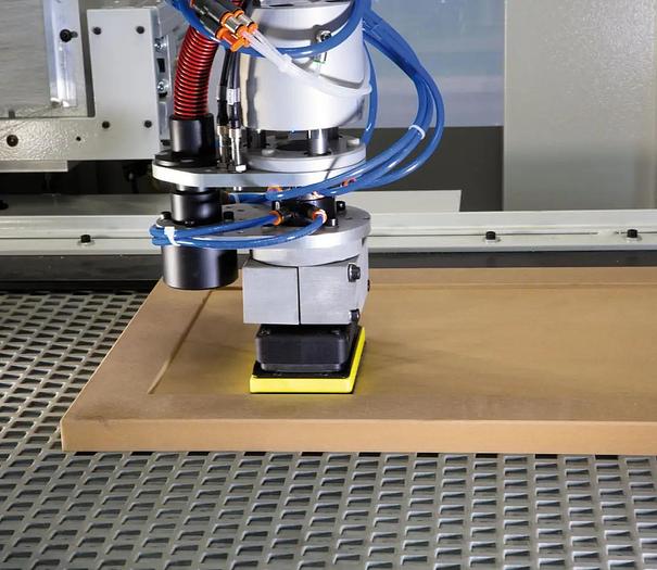 Used Viet Opera R1 Robotic Sanding Machine, Artisan Products Sanding, 3 Phase,